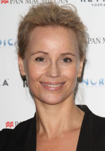 sofia helin red carpet